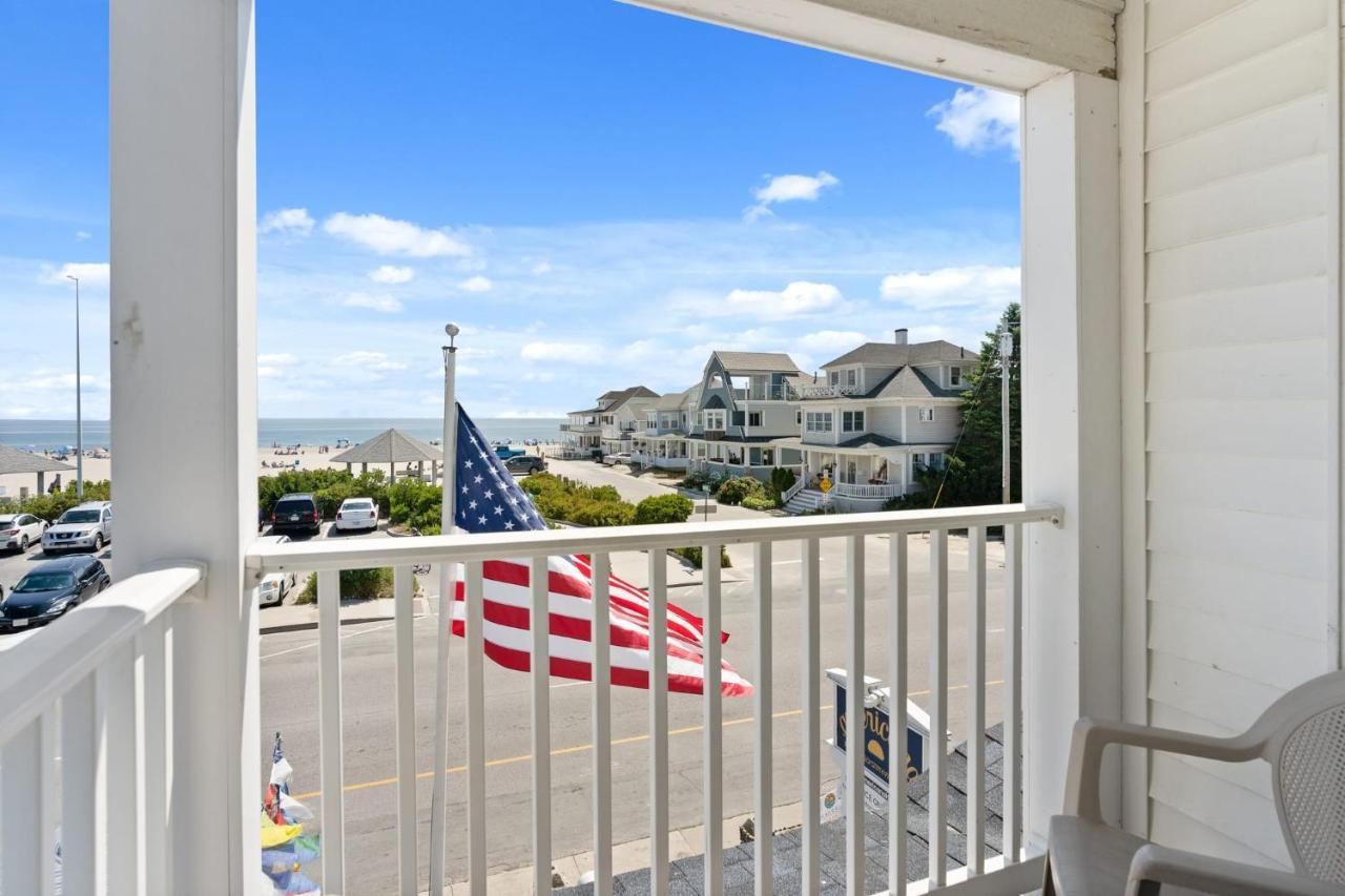 Water Views - Private Balcony - The Americana Hampton Kültér fotó